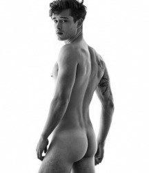 Black & White 5d17fb69c3230.jpg