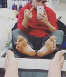 Twink Feet Pt. 15 BIG MIX 5d2e667a5d80e.png