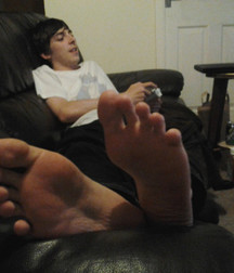 Twink Feet Pt. 15 BIG MIX 5d2e669bb6ffa.jpg