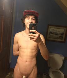 Horny For Food 5d3f63566eb94.jpg