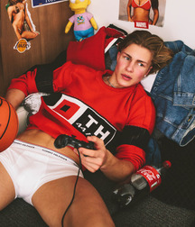 Undies & Bulges Pt. 4 5d3f67caa9894.jpg