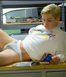 Undies & Bulges Pt. 4 5d3f67efed649.jpg