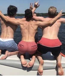 Twink Feet Pt. 16 5d86c2efeaa7c.jpg