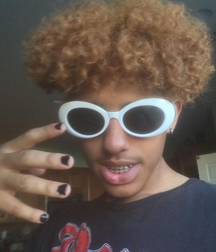 Grindr guys 5dae4eaf35fac.png