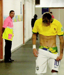 baggy boy 5bc69fdf33a31.gif