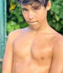 Cute Bare Chest Boys | Volume 2 6024554bafe3f.png