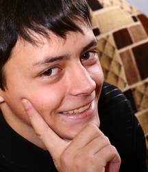 Uploaded by:PRENDSMOI 5bfdaec72a043.jpg