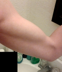 me shirtless and flexing + some other stuff + random guys 5bcd32b4bf057.jpg