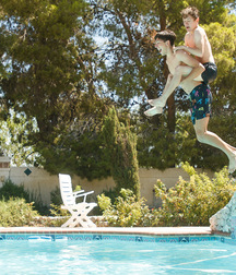 Jared Scott & Leo Frost 5bb464f1c6767.jpg