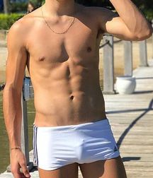 hot brazilian boys 5bb56f0bba7a1.jpg
