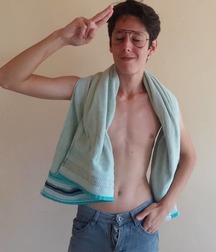 Sexy boys 5bb67a6c2b5f6.jpg