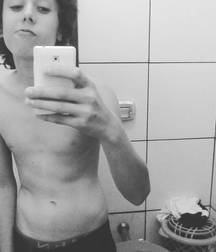 Sexy boys 5bb67aff33b3a.jpg
