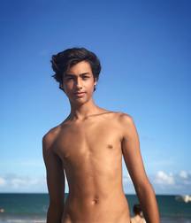 Beautiful teens 2 5bed952a08cb6.jpg