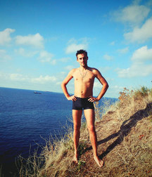 Nice guy (2) 5bc1172a5f3b2.jpg