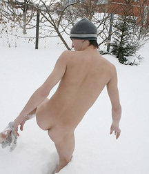 Outdoors nude - L 5c5360835faf5.jpg