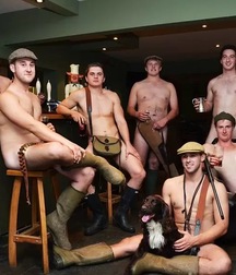 Guys in hats 5cb08251088e0.jpg
