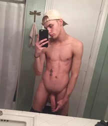 Selfie Hotties! 5cd75f229699c.jpg
