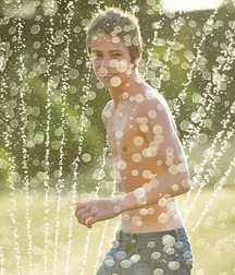 Shirtless Guys 5d6648ef9d7e0.jpg