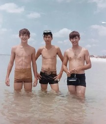 Shirtless Guys 5d6649012a4c7.jpg