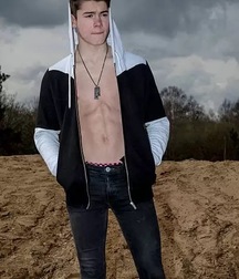 Shirtless Guys 5d66491a64461.jpg