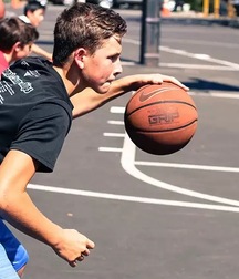 Athletic guys 5d743284f184a.jpg