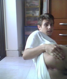 Horny Hairy Guy 5bcd25f9de439.jpg