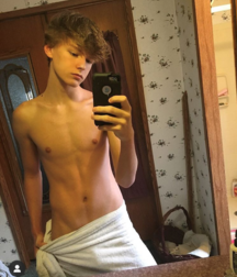 Boys boys boys 5d098986751aa.png