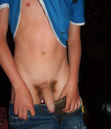 Emiel 5bc7756d32063.jpg