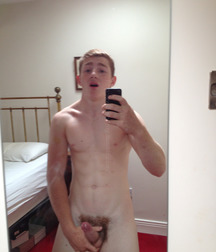 naked boys 5bcb8be545036.jpg