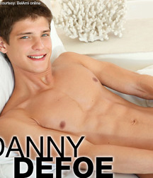 Danny Defoe in Pics 5bddb0707b90c.jpg