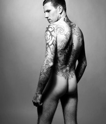 ... And Finally Men and Naked 5be047ba51eec.jpg