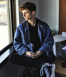 Troye Sivan : The Little Prince 5c2c707a258f8.jpg