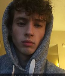 Troye Sivan : The Little Prince 5c2c70d60c490.jpg