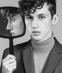 Troye Sivan : The Little Prince 5c2c70e6950ca.jpg