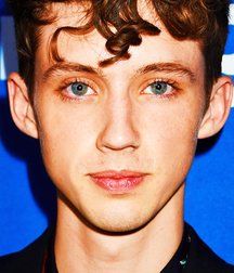Troye Sivan : The Little Prince 5c2c7141836cb.jpg