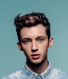 Troye Sivan : The Little Prince 5c2c7153d747b.jpg