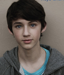 Troye Sivan : The Little Prince 5c2c7205ecf52.jpg