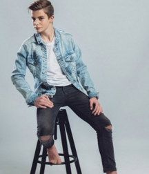 Everyday Boys 5c31f01ab3122.png