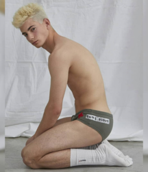 Turn ons 5cb5d539ad49b.png