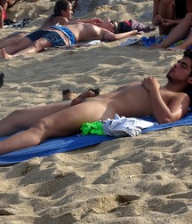 Boys' Legs 5d1e21b19a677.jpg