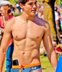 Sea, Sun and Twinks 5d2deddac411b.jpg
