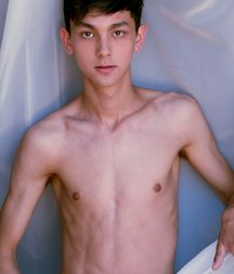 Such Hotness 5d3872e50ea81.jpg