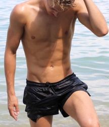 Such Hotness 5d38737235481.jpg
