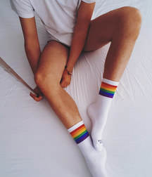 Bare Legs 5d69a6e2029a1.jpg