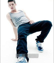 Sneaker Boys 5d6d154126ced.jpg