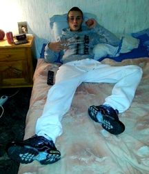 Sneaker Boys 5d6d15b79a753.jpg
