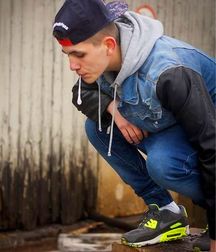 Sneaker Boys 5d6d162ad73f6.jpg