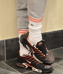 Sneaker Boys 5d6d16a01789a.jpg