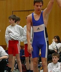 In the Locker-Room 5d7829ff2ec12.jpg