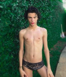 December Boys 5dfbd028d7690.jpg